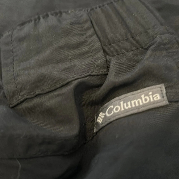 Columbia women’s black 100% nylons 5.5” inseam shorts size medium - Picture 6 of 8